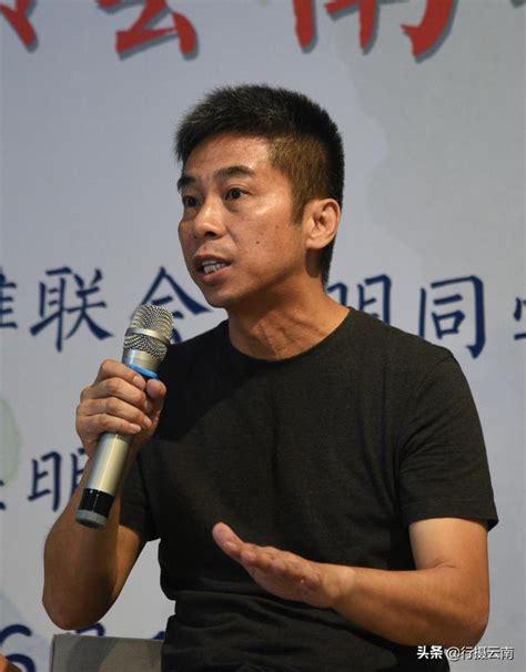 詠春拳創始人葉問長子葉准昆明開授詠春拳，有無基礎皆可報名 每日頭條