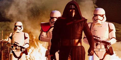 Star Wars Ways Kylo Ren Is A Better Villain Than Darth Vader