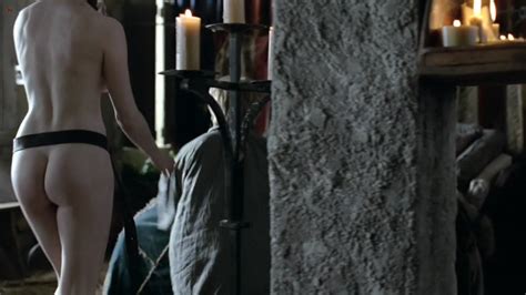 Nackte Esmé Bianco In Game Of Thrones