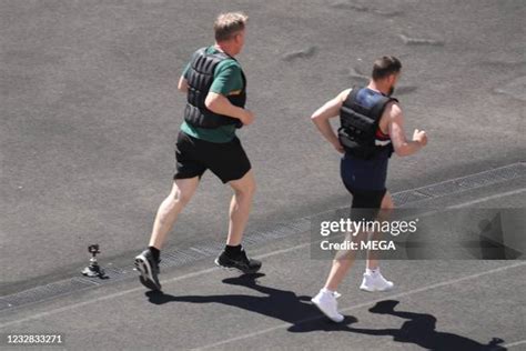 Gordon Gino And Fred Photos and Premium High Res Pictures - Getty Images