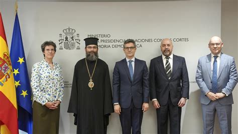 Más beneficios para las religiones el Gobierno extiende privilegios de