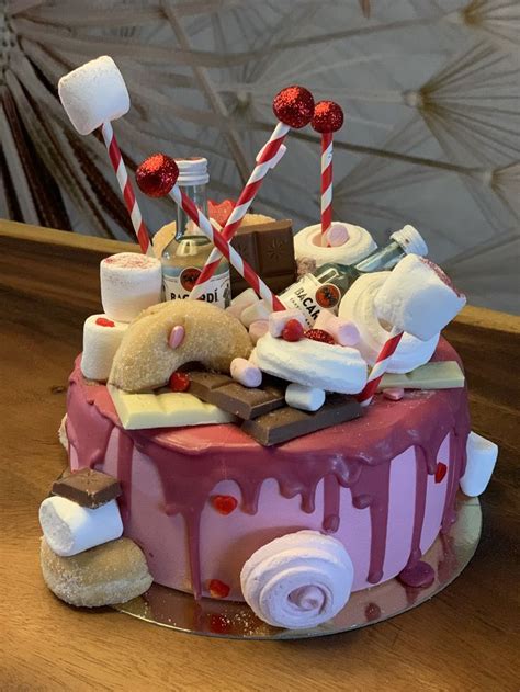 Pin Van Liselotte Op Eigen Creaties Cakes Of My Own Taart Marsepein