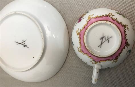 Proantic Tasses En Porcelaine De Meissen Poque Xviii Me Si Cle