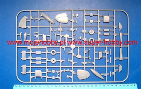 Supermarine Seafire Mk. XV Revell 04835