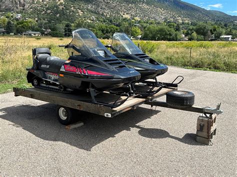 Colorado Mountain Marketplace - Arctic Cat Snowmobiles with trailer. Jag and Mountain Cat 440 ...