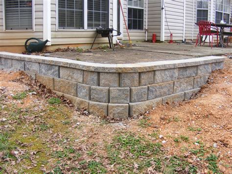 How To Build A Simple Retaining Wall