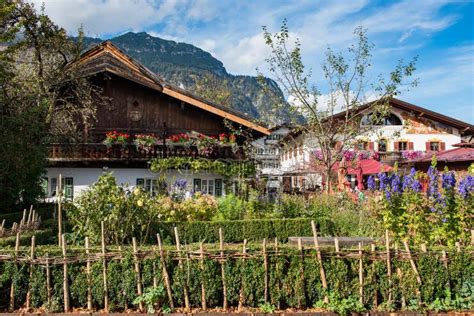 Garmisch Partenkirchen Alpin House Wooden Balcony Blooming Flowers