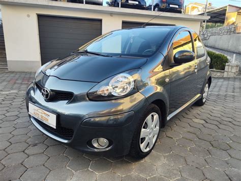 Toyota Aygo 1 0 VVT I KLIMA MAGLENKE GRIJANJE SICEVA GARANCIJA