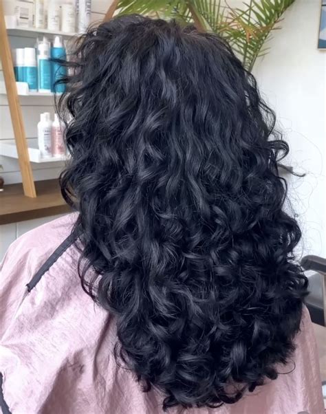 Pin By Ana Paula ° On Hair Ondulation Aesthetic In 2023 Big Wavy Hair