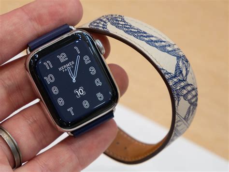 These Hermès Bands Make Your Apple Watch High Fashion