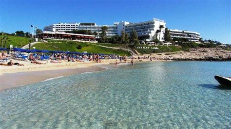 Rechts Hinten Im Bild Das Atlantica SunGarden Beach Agia Napa