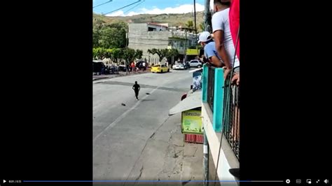 Automovilista Se Estrella Durante Carrera En Plena Ciudad Guatemalteca