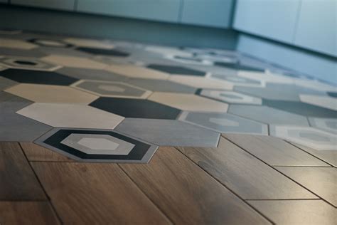 6 Stylish Tips On How To Combine Tile And Wood Flooring Elements Magazine