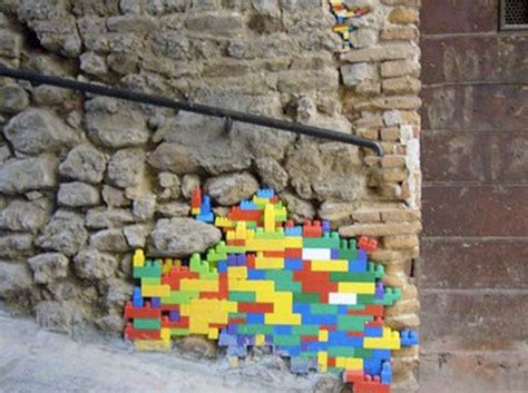 Artist Jan Vormann Uses Legos To Repair War Damaged Buildings Artofit