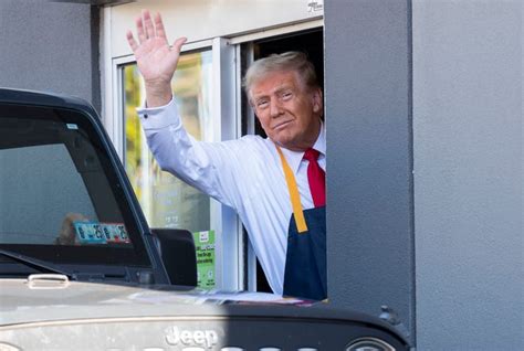 Donald Trump Works Mcdonalds Drive Thru In Bucks County Pa