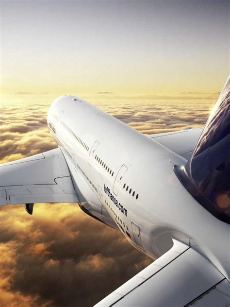 a380 in clouds | Aereo, Elicottero, Compagnie aeree