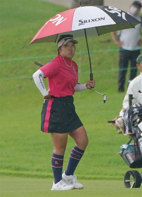 ツアー未勝利の20歳・仁井優花が4位浮上 66の好スコア「やるだけかなと」ゴルフデイリースポーツ Online