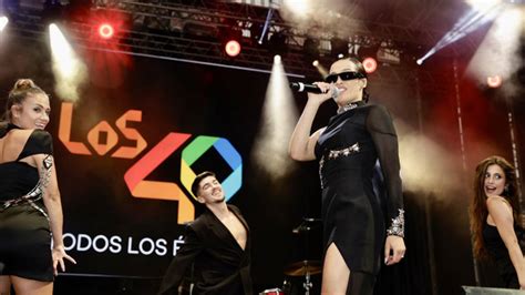 Chanel canta SloMo por primera vez tras Eurovisión en la Plaza Mayor