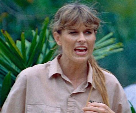 Terri Irwin Biography - Facts, Childhood, Family Life & Achievements