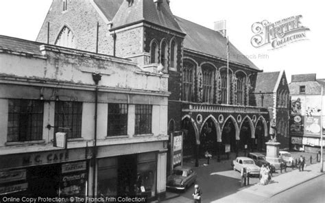 Photo Of Neath Gwyn Hall C1960 Francis Frith