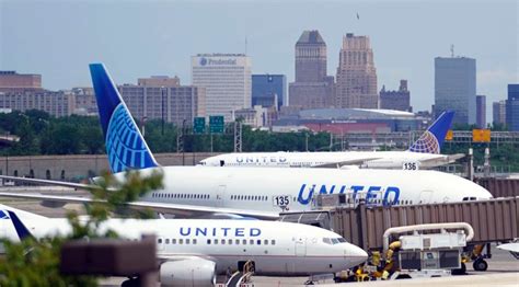 Record Air Travel At Newark Laguardia And Kennedy Airports 77 Wabc