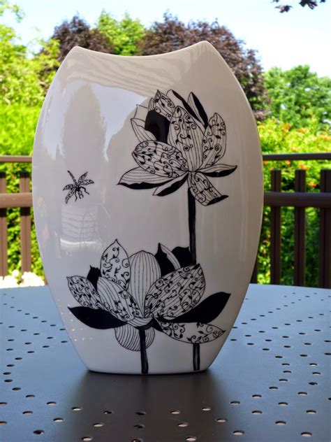 La Peinture Sur Porcelaine Vase Noir Et Blanc De Bernadette