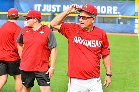 Arkansas Baseball Picked To Win Sec In Preseason Coaches Poll Whole