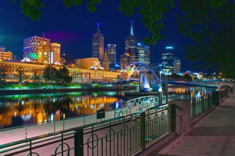 Melbourne Lights at Night from the Yarra River Stock Photo - Image of ...