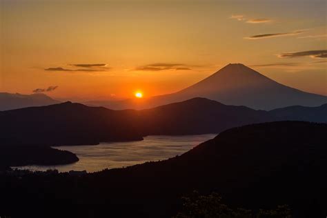 日本の夕日は美しい。絶景の夕日が見れる全国スポットランキング Trip Editor