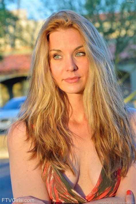 Glamour Babe In A Sexy Dress Michelle Flashing A Pantyless Upskirt In Public CoedCherry