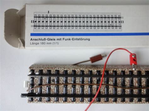 Märklin Anschlussgleis mit Funk Entstörung 5131 Kaufen auf Ricardo