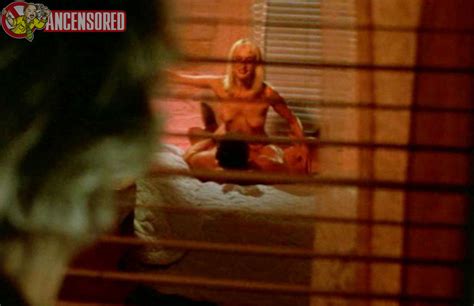 Naked Nikki Bokal In Desert Heat