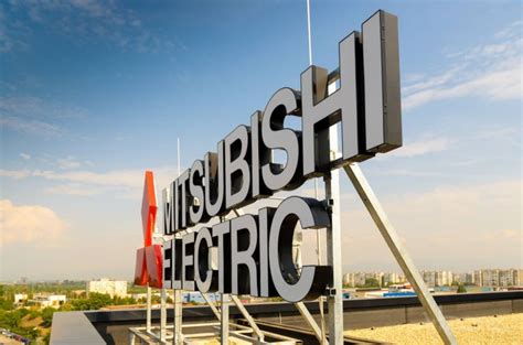 Светещи букви лого за покривна реклама в София - Рекламна агенция ...