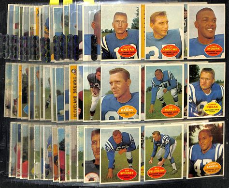 Lot Detail 1960 Topps Football Near Complete Set Of 131 Cards W Jim