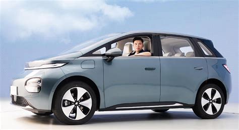 Saic Gm Wuling Launches Baojun Yunduo Compact Ev With Starting Price Of