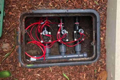 How To Wire Solenoid Valves To An Irrigation Controller 💧 Sunshoweronline