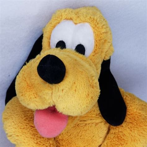 Walt Disney World Pluto Stuffed Animal Plush Dog 16 Collectible Ebay