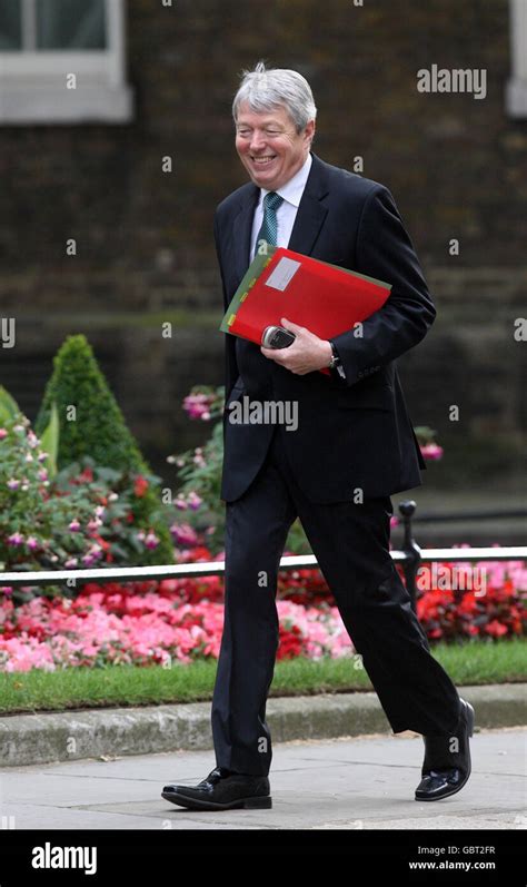 Home Secretary Alan Johnson Arrives 10 Downing Street Hi Res Stock