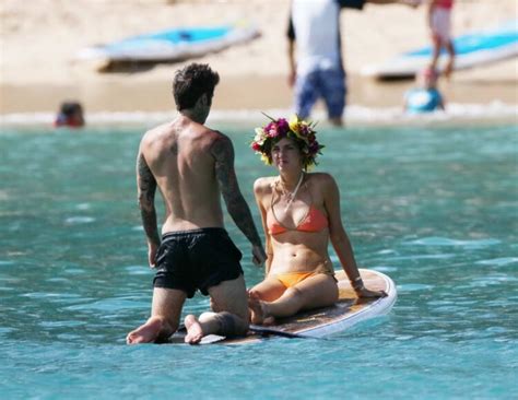 8 Hot Sexy Chiara Carla Bikini Pics