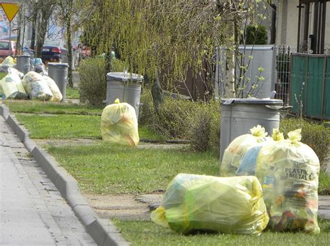 Czy śmieciarki powodują korki w Siedlcach Tygodnik Siedlecki