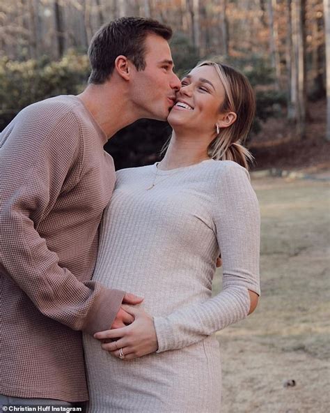 Duck Dynastys Sadie Robertson And Husband Christian Huff Celebrate