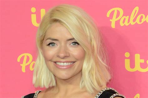 Holly Willoughby Shares Sweet Message Son Chester Left The Tooth Fairy