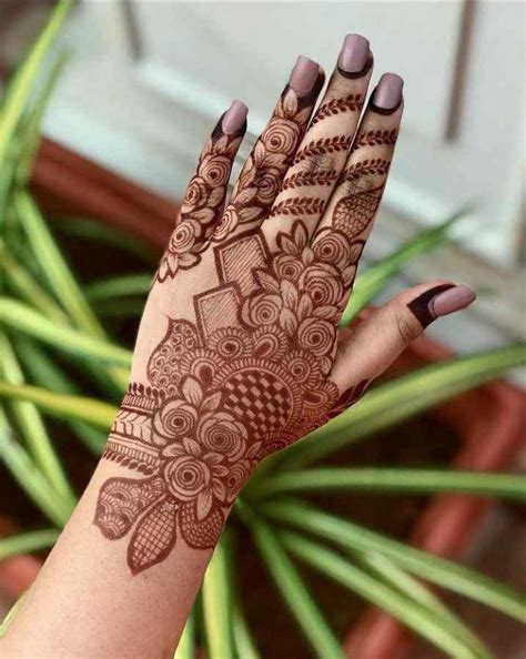 front hand mehndi designs  simple easy  beautiful cckonline
