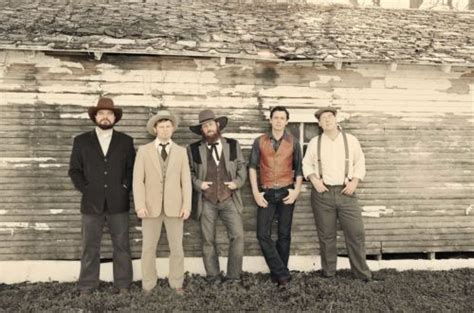 Turnpike Troubadours Lyrics, Songs, and Albums | Genius