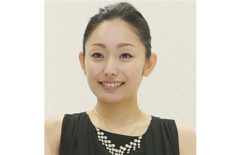 《距離感》安藤美姫と16歳教え子の“手つなぎ”報道に「顧問弁護士と対応を審議中」とフィギュアインストラクター協会が回答｜newsポストセブン