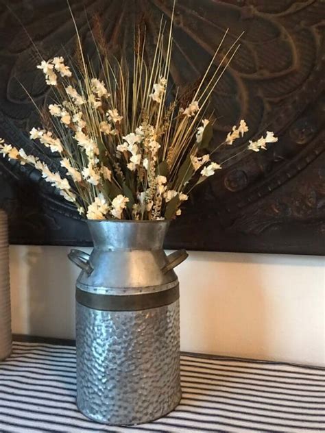 24 Best Rustic Farmhouse Milk Can Decorating Ideas In 2021