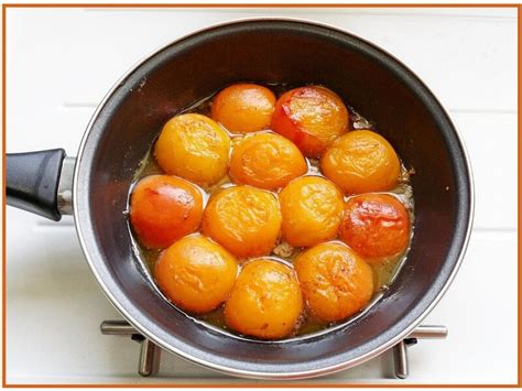 Poêlée d abricots au sirop d érable glace au lait d amande Martine