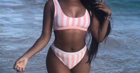 5 Hot Sexy ItsBabyJ Bikini Pics