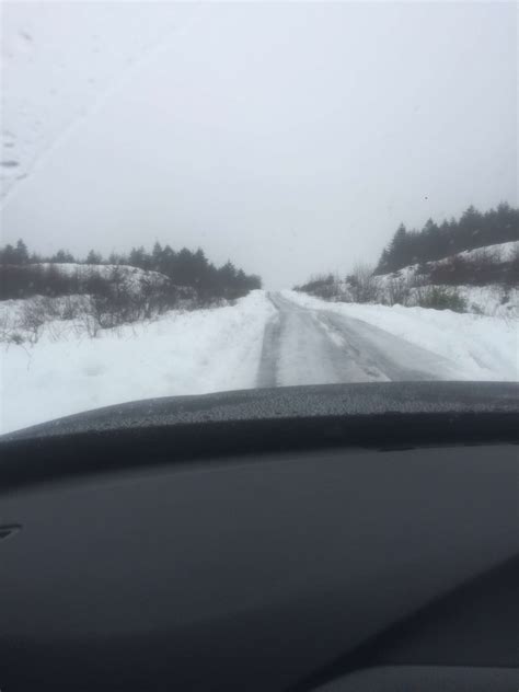 I took a picture of the big snow. : r/ireland