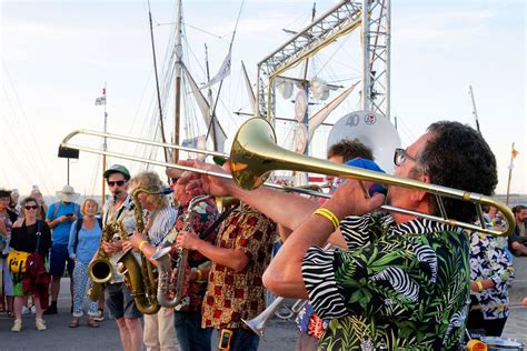 Les Fêtes maritimes Douarnenez bzh site officiel de la ville de